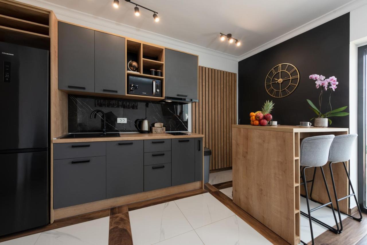 Apartments Alba Chiara คาสตาฟ ภายนอก รูปภาพ