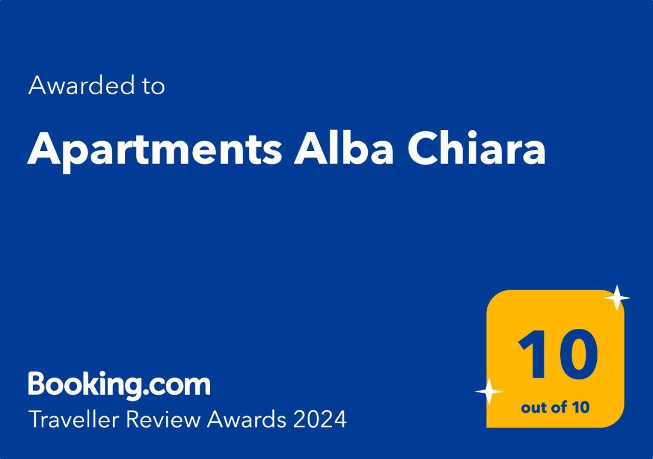 Apartments Alba Chiara คาสตาฟ ภายนอก รูปภาพ